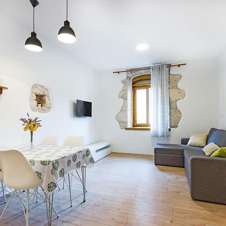 Cozy Apartment 10 Min From The Beach PUY Eksteriør bilde