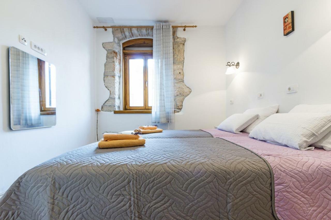 Cozy Apartment 10 Min From The Beach PUY Eksteriør bilde