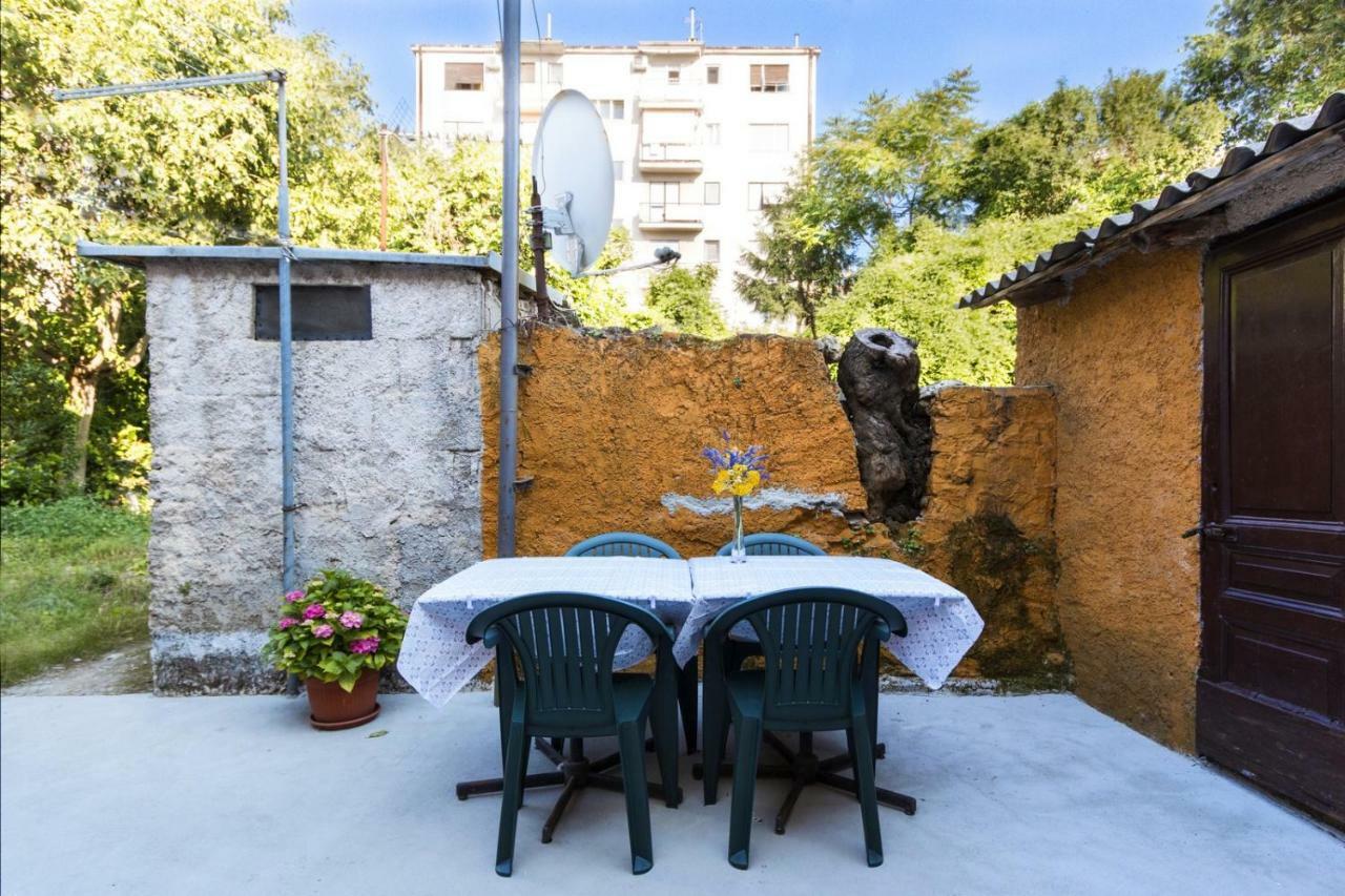 Cozy Apartment 10 Min From The Beach PUY Eksteriør bilde